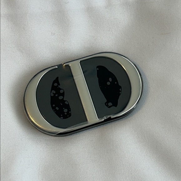 ✨ Christian Dior “CD” Logo Phone Ring Mirror - Silver & Black NEW in Box - Picture 3 of 8
